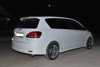 2002 Toyota Ipsum Pics