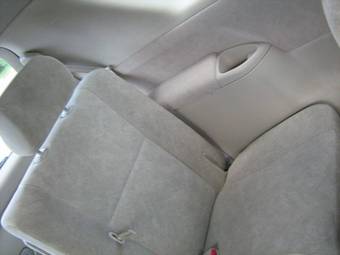 2002 Toyota Ipsum Photos