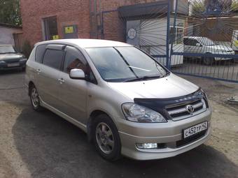 2002 Toyota Ipsum Images