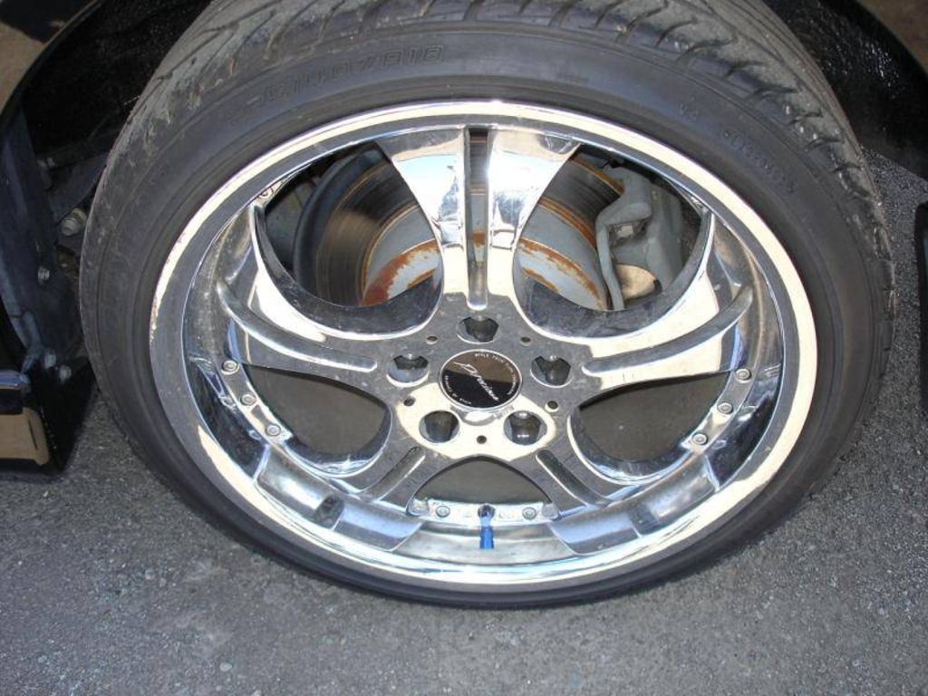 2003 Toyota Ipsum