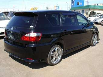 Toyota Ipsum