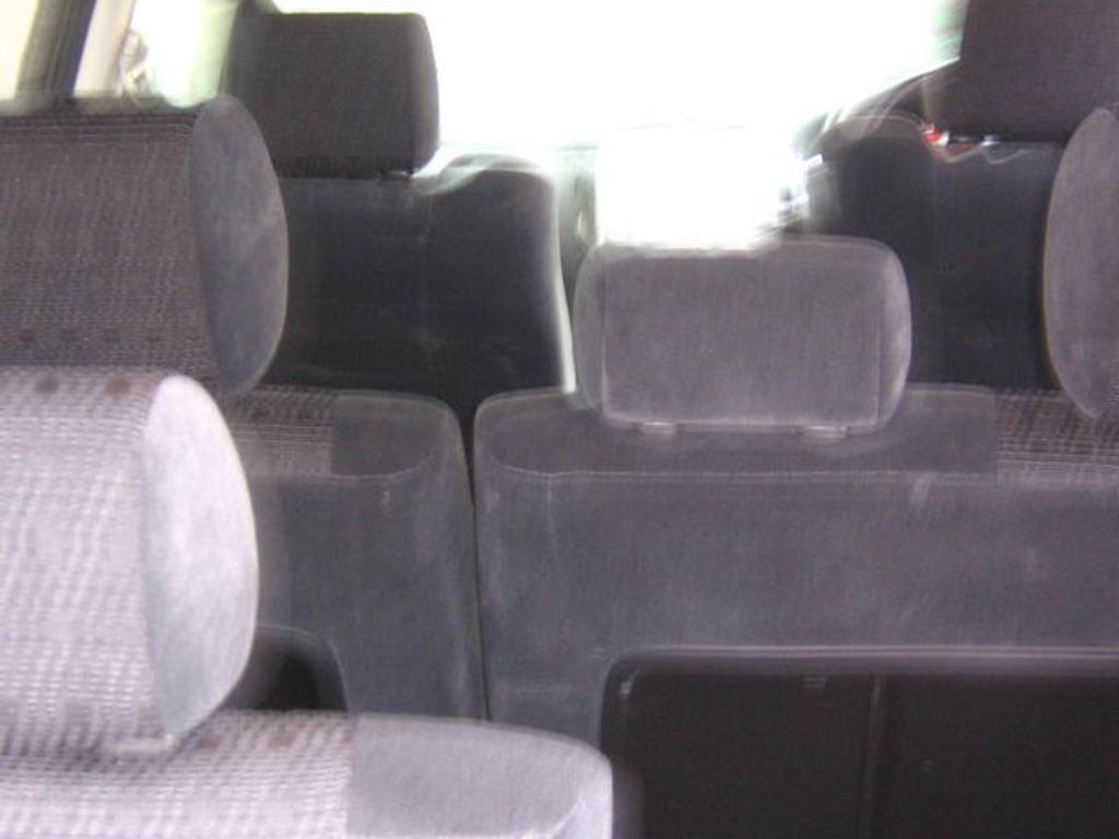 2003 Toyota Ipsum