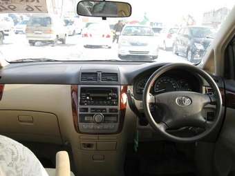 Toyota Ipsum
