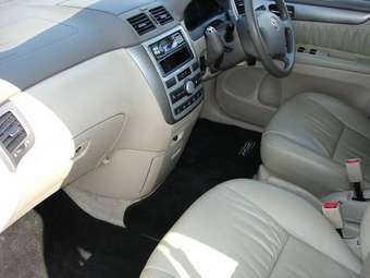 Toyota Ipsum
