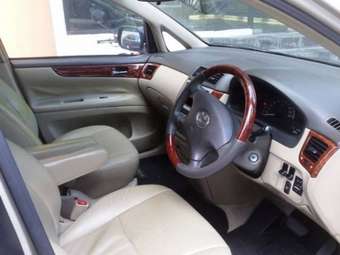 Toyota Ipsum