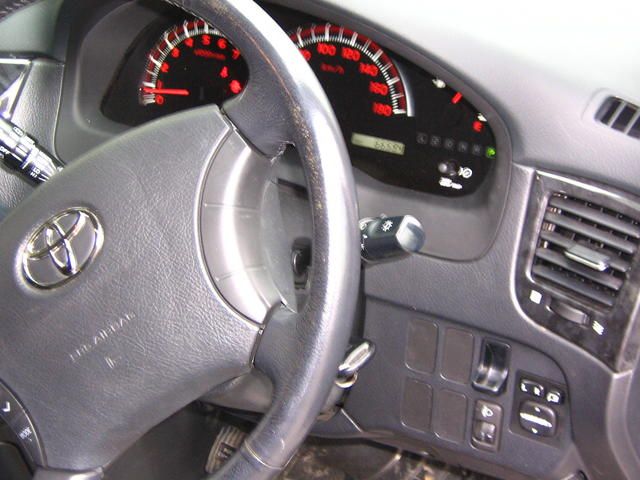 2003 Toyota Ipsum