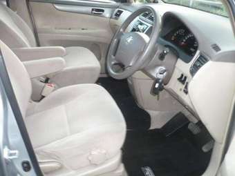 2003 Toyota Ipsum For Sale