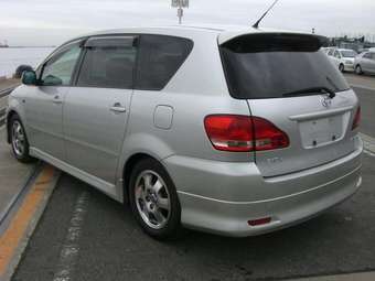 2003 Toyota Ipsum For Sale