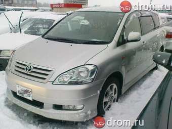 2003 Toyota Ipsum For Sale