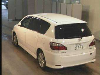 2003 Toyota Ipsum For Sale