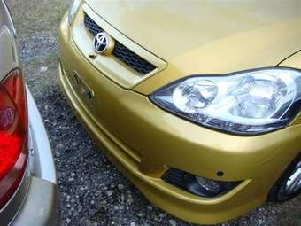 2003 Toyota Ipsum Pics