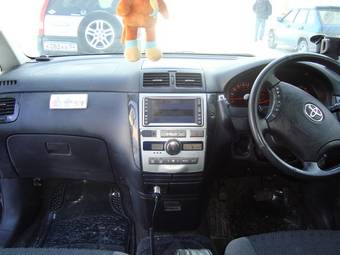 2003 Toyota Ipsum For Sale