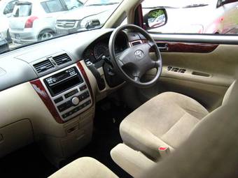 2003 Toyota Ipsum For Sale