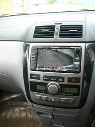 2003 Toyota Ipsum Photos