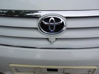 2003 Toyota Ipsum Images