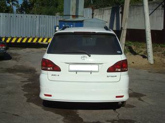 2003 Toyota Ipsum For Sale