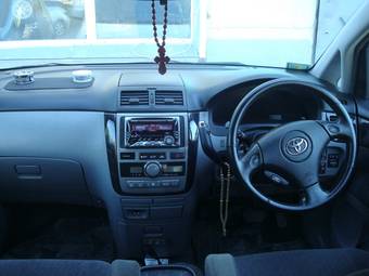 2003 Toyota Ipsum For Sale