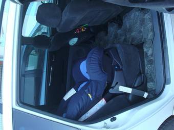 2003 Toyota Ipsum Images