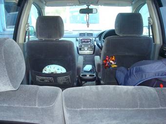 2003 Toyota Ipsum Pics