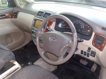 2003 Toyota Ipsum For Sale