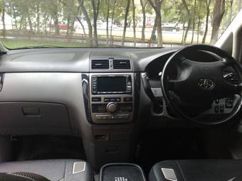 2003 Toyota Ipsum For Sale