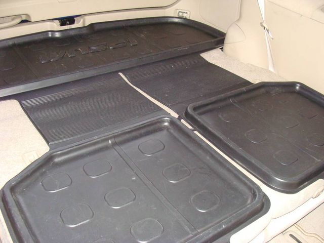 2004 Toyota Ipsum