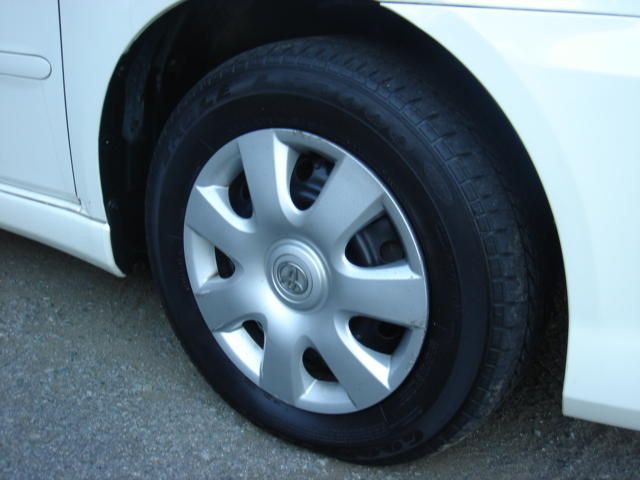 2004 Toyota Ipsum