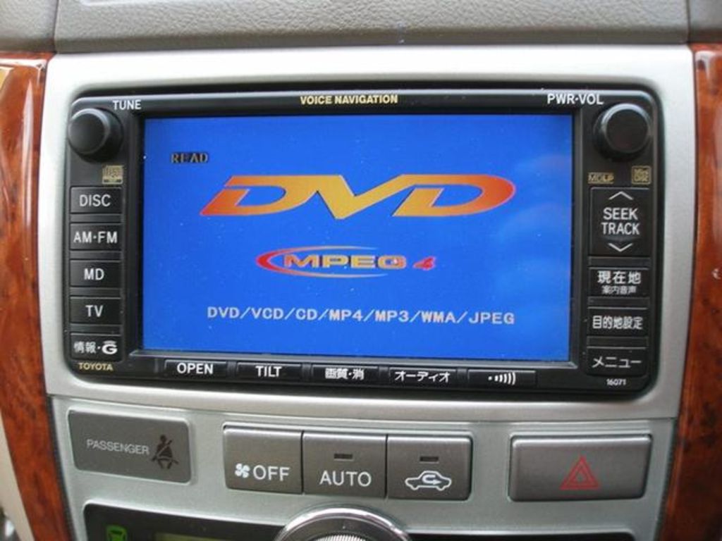 2004 Toyota Ipsum