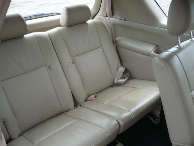 2004 Toyota Ipsum