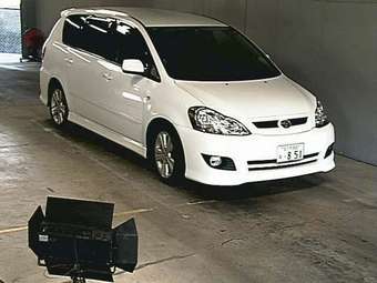 2004 Toyota Ipsum
