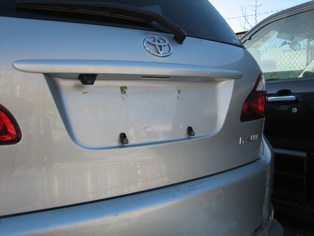 2004 Toyota Ipsum
