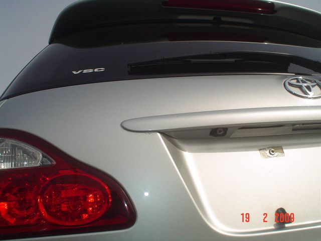 2004 Toyota Ipsum