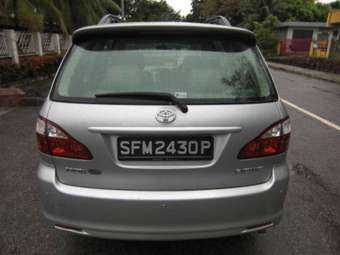 Toyota Ipsum