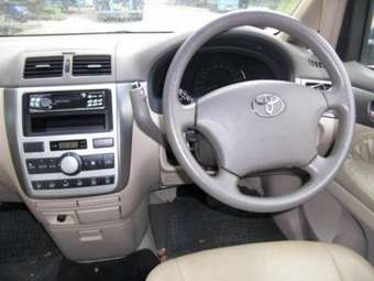 Toyota Ipsum