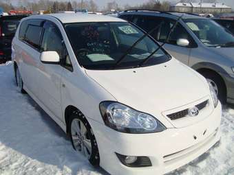 2004 Toyota Ipsum For Sale
