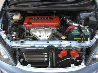 2004 Toyota Ipsum Pictures