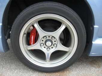 2004 Toyota Ipsum Pics