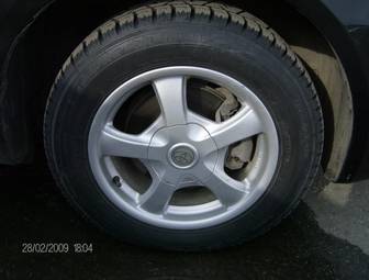 2004 Toyota Ipsum Pics