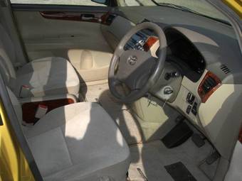 2004 Toyota Ipsum For Sale