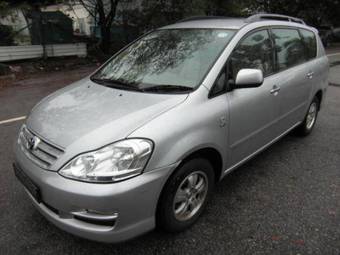 2004 Toyota Ipsum For Sale