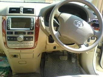 2004 Toyota Ipsum For Sale