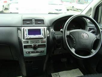 2004 Toyota Ipsum For Sale