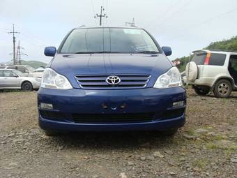 2004 Toyota Ipsum Pictures