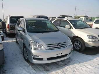 2005 Toyota Ipsum