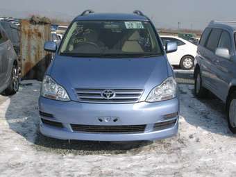 2005 Toyota Ipsum Images