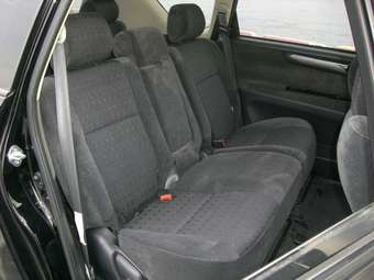 2005 Toyota Ipsum Pictures