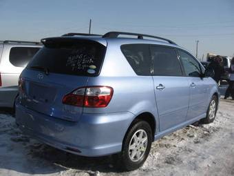 2006 Toyota Ipsum Pictures