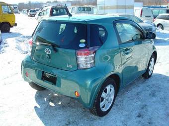 2008 Toyota iQ Pictures
