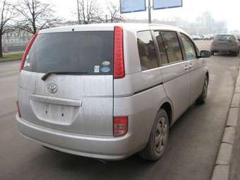 2005 Toyota Isis For Sale