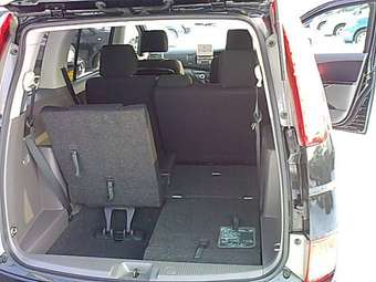 2005 Toyota Isis For Sale